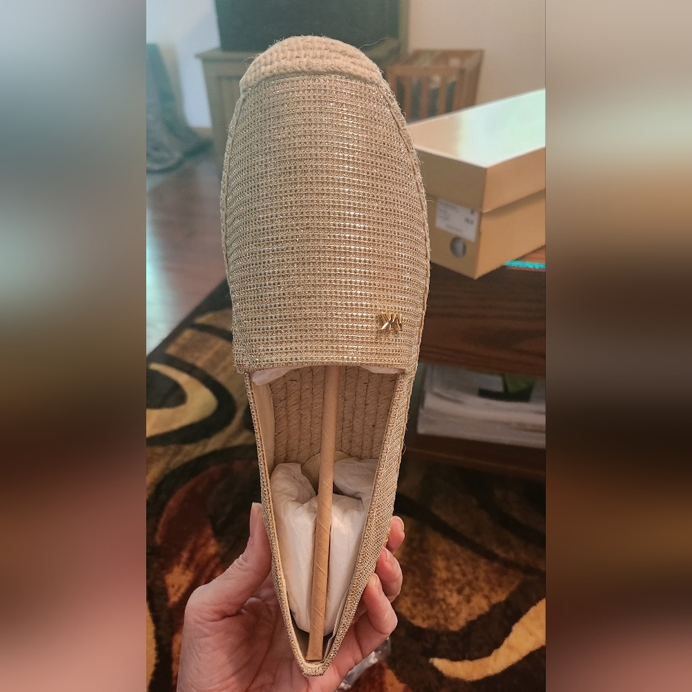 Michael Kors Shimmering Gold Espadrilles New In Box - Picture 2 of 3